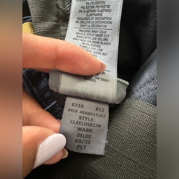 Joe’s The Icon Maternity Bootcut Jeans - Picture 3 of 6